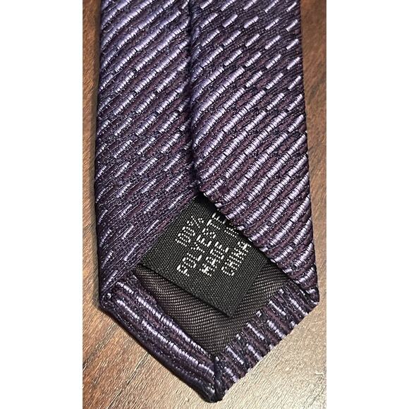 Van Heusen Purple 100% Microfiber Men’s Neck Tie Made In China - Picture 7 of 9